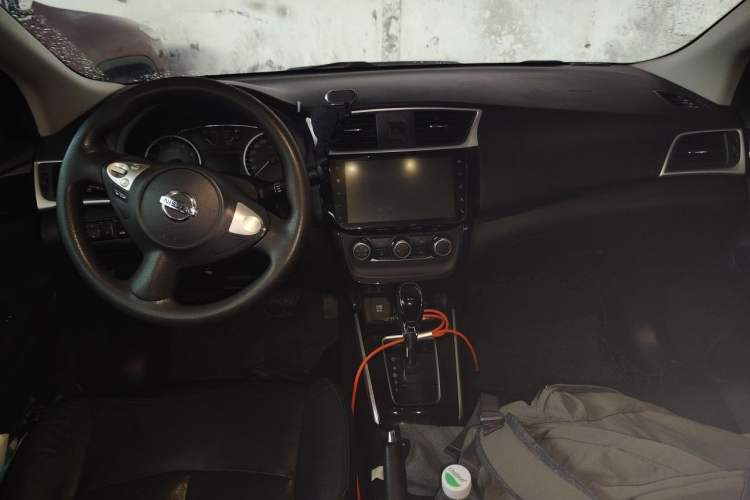 Used Nissan Sylphy 2016 1.6 XL CVT Luxury Edition Center Console