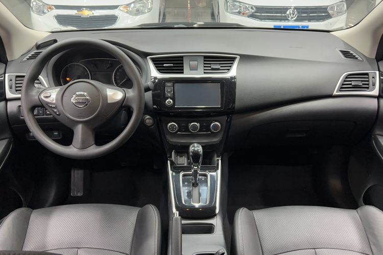 Used Nissan Sylphy 2016 1.6XV CVT Smart Enjoyment Version Center Console