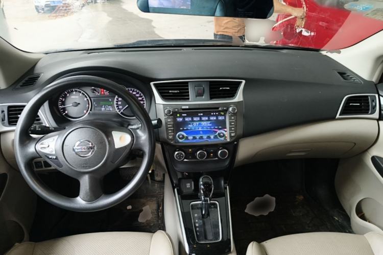 Used Nissan Sylphy 2016 1.6 XL CVT Luxury Edition Center Console