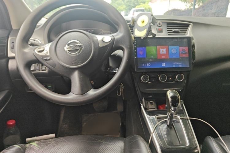 Used Nissan Sylphy 2016 1.6 XL CVT Luxury Edition Center Console
