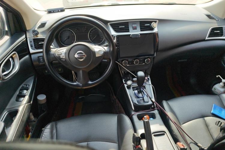 Used Nissan Sylphy 2016 1.6 XL CVT Luxury Edition Center Console