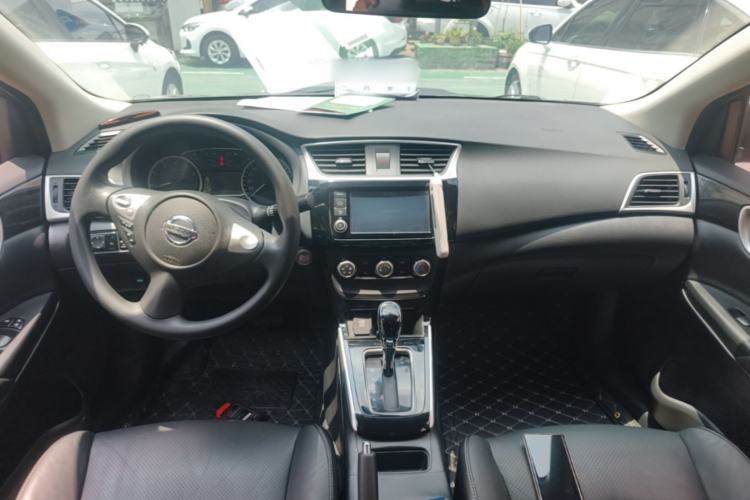 Used Nissan Sylphy 2016 1.6XV CVT Smart Enjoyment Version Center Console