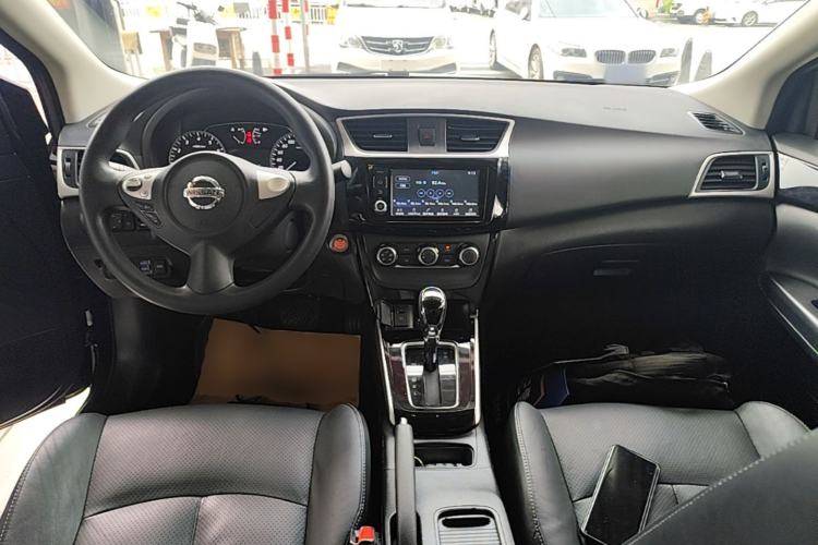 Used Nissan Sylphy 2016 1.6XV CVT Smart Enjoyment Version Center Console