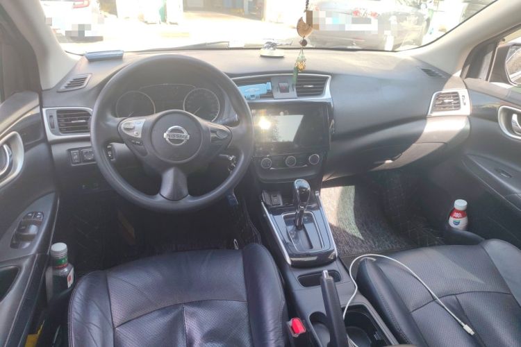 Used Nissan Sylphy 2016 1.6 XL CVT Luxury Edition Center Console