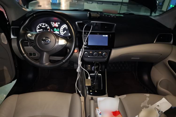 Used Nissan Sylphy 2016 1.6XV CVT Smart Enjoyment Version Center Console