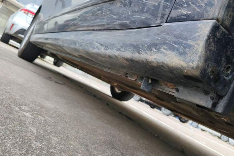Used Nissan Sylphy 2016 Classic 1.6XE Automatic Comfort Edition Chassis Front Right