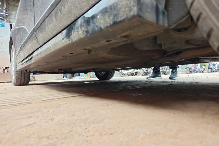 Used Nissan Sylphy 2016 Classic 1.6XE Manual Leading Edition Chassis Rear Left