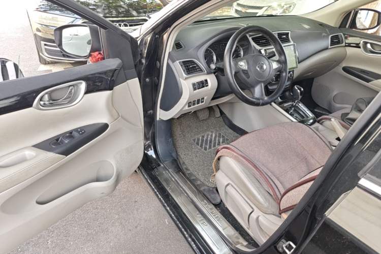 Used Nissan Sylphy 2016 1.6 XL CVT Luxury Edition Driver Seat