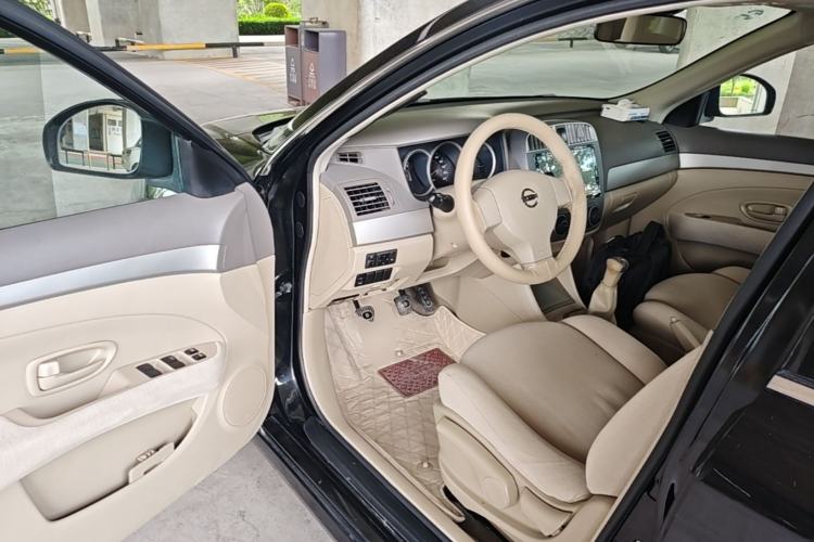 Used Nissan Sylphy 2016 Classic 1.6XE Manual Leading Edition Driver Seat