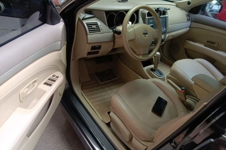 Used Nissan Sylphy 2016 Classic 1.6XE Automatic Leading Edition Driver Seat