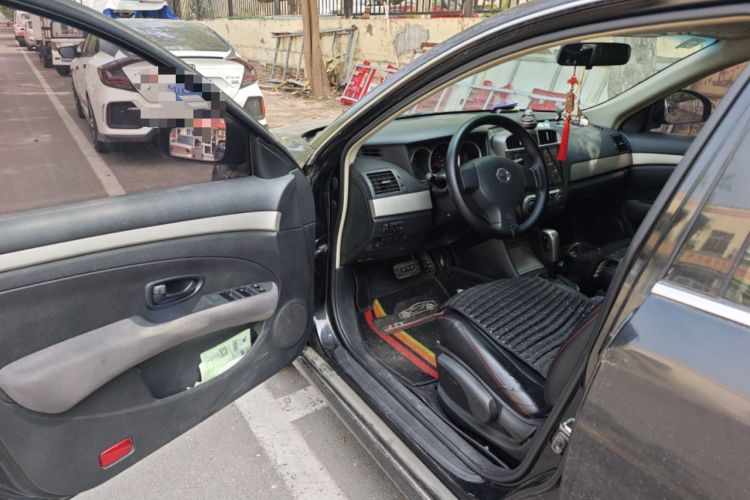 Used Nissan Sylphy 2016 Classic 1.6XE Automatic Leading Edition Driver Seat