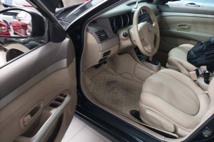 Used Nissan Sylphy 2016 Classic 1.6XE Automatic Leading Edition Driver Seat