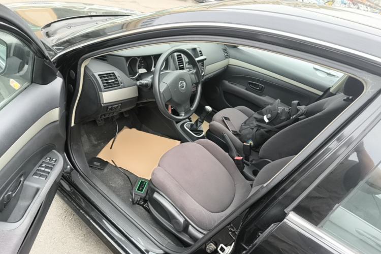 Used Nissan Sylphy 2016 Classic 1.6XE Manual Leading Edition Driver Seat