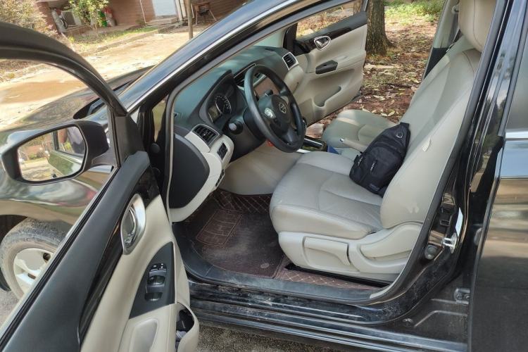 Used Nissan Sylphy 2016 1.6 XL CVT Luxury Edition Driver Seat