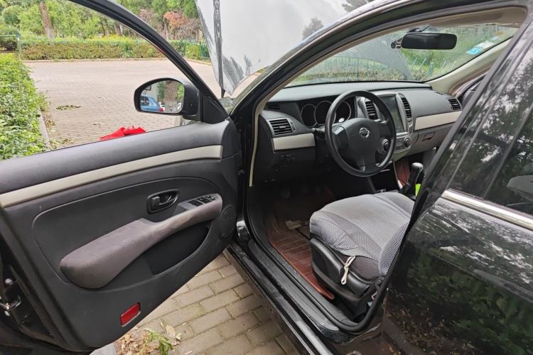 Used Nissan Sylphy 2016 Classic 1.6XE Manual Leading Edition Driver Seat