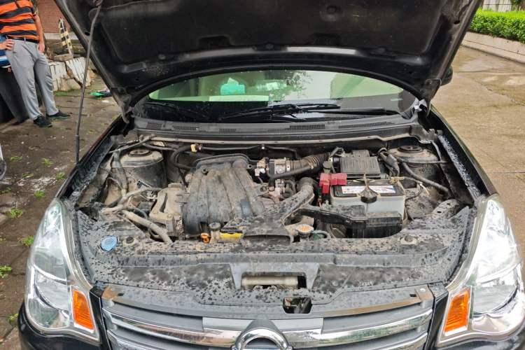Used Nissan Sylphy 2016 1.6XE Manual Comfort Edition Engine Bay