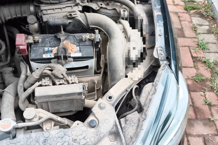 Used Nissan Sylphy 2016 1.6 XL CVT Deluxe Edition Engine Bay Left