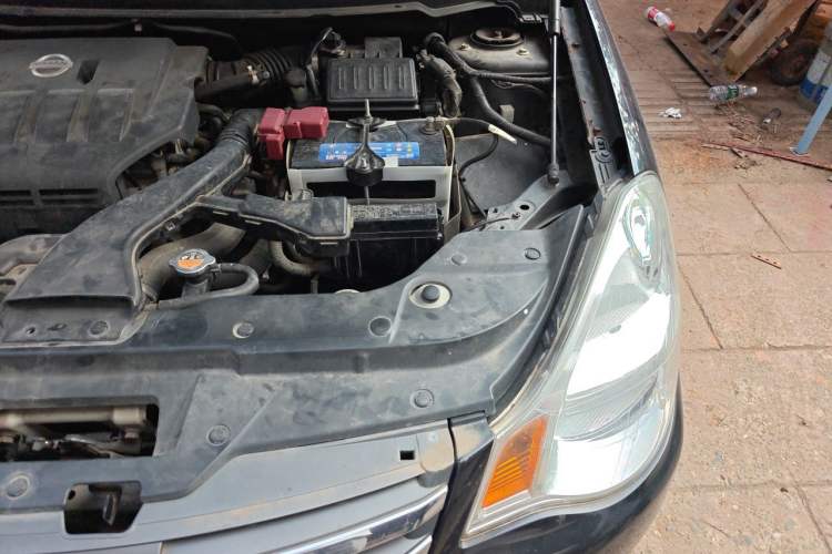Used Nissan Sylphy 2016 Classic 1.6XE Manual Leading Edition Engine Bay Left