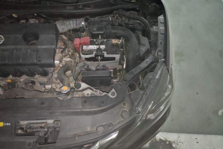 Used Nissan Sylphy 2016 1.6 XL Manual Luxury Edition Engine Bay Left