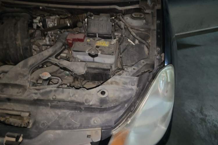 Used Nissan Sylphy 2016 Classic 1.6XE Manual Leading Edition Engine Bay Left