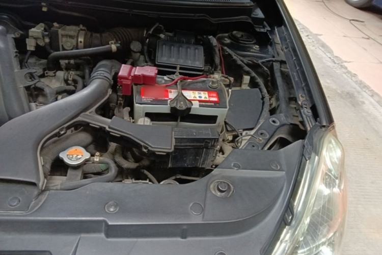 Used Nissan Sylphy 2016 Classic 1.6XE Automatic Leading Edition Engine Bay Left