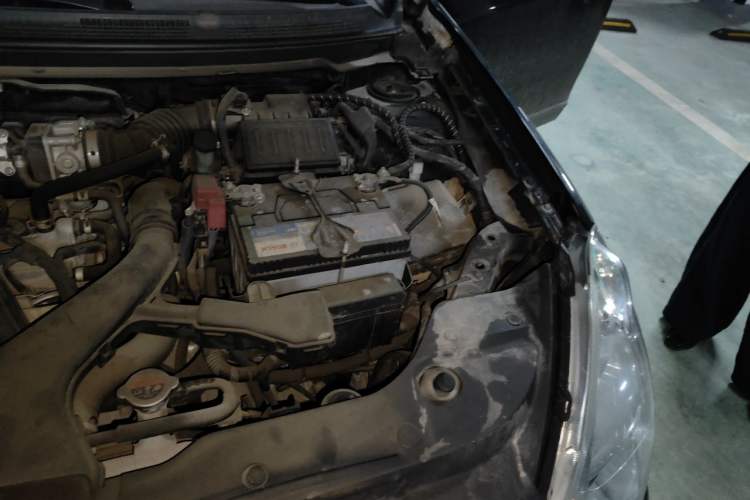 Used Nissan Sylphy 2016 Classic 1.6XE Automatic Comfort Edition Engine Bay Left