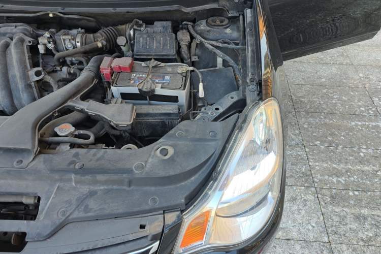 Used Nissan Sylphy 2016 Classic 1.6XE Automatic Comfort Edition Engine Bay Left