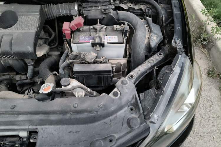 Used Nissan Sylphy 2016 1.6 XL CVT Deluxe Edition Engine Bay Left