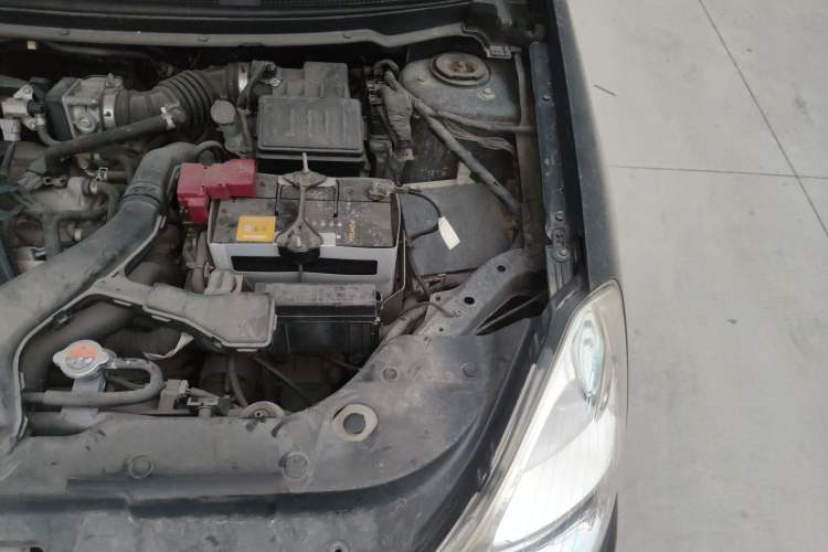 Used Nissan Sylphy 2016 Classic 1.6XE Automatic Comfort Edition Engine Bay Left