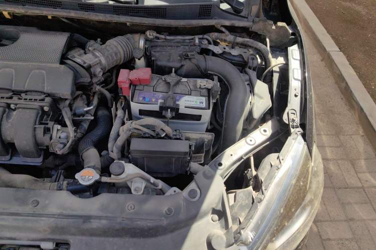 Used Nissan Sylphy 2016 1.8XL CVT Luxury Edition Engine Bay Left