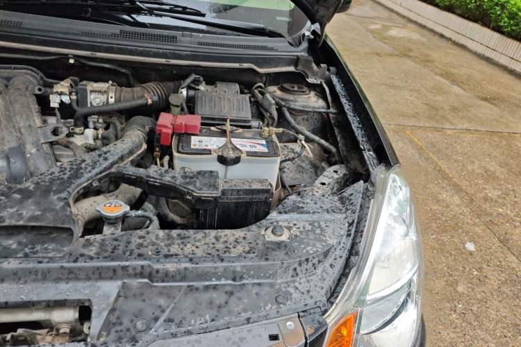 Used Nissan Sylphy 2016 1.6XE Manual Comfort Edition Engine Bay Left