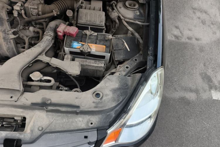 Used Nissan Sylphy 2016 Classic 1.6XE Manual Leading Edition Engine Bay Left