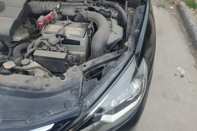 Used Nissan Sylphy 2016 1.6 XL CVT Deluxe Edition Engine Bay Left