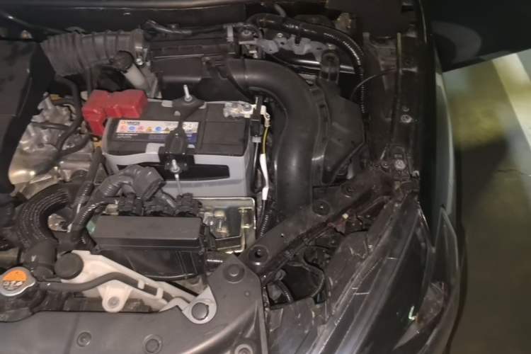 Used Nissan Sylphy 2016 1.6 XL CVT Deluxe Edition Engine Bay Left
