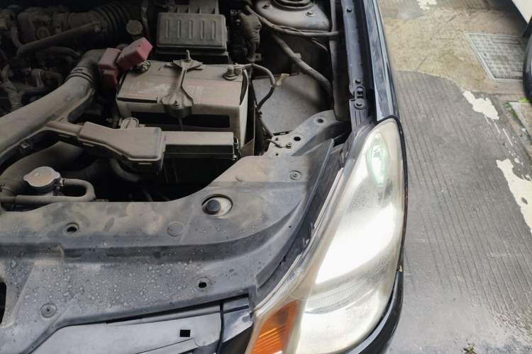 Used Nissan Sylphy 2016 Classic 1.6XE Automatic Comfort Edition Engine Bay Left