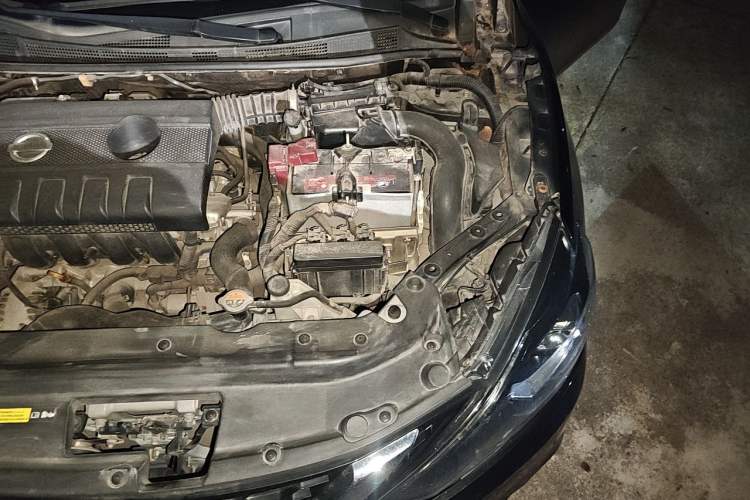 Used Nissan Sylphy 2016 1.6XV CVT Smart Enjoyment Version Engine Bay Left