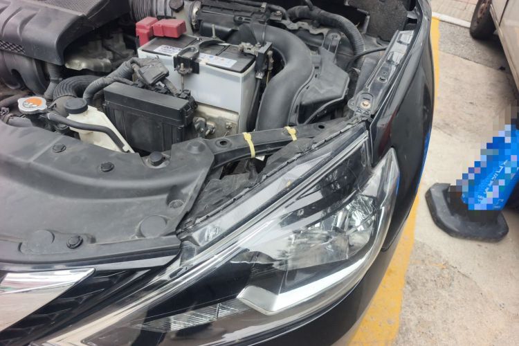 Used Nissan Sylphy 2016 1.6 XL CVT Deluxe Edition Engine Bay Left