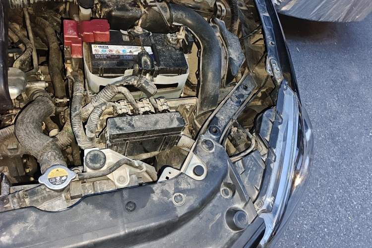 Used Nissan Sylphy 2016 1.6 XL CVT Luxury Edition Engine Bay Left