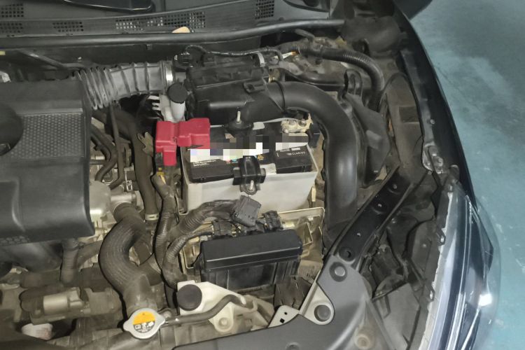 Used Nissan Sylphy 2016 1.6 XL CVT Deluxe Edition Engine Bay Left