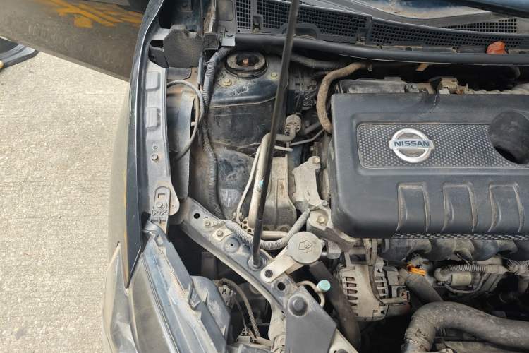 Used Nissan Sylphy 2016 1.6 XL CVT Deluxe Edition Engine Bay Right