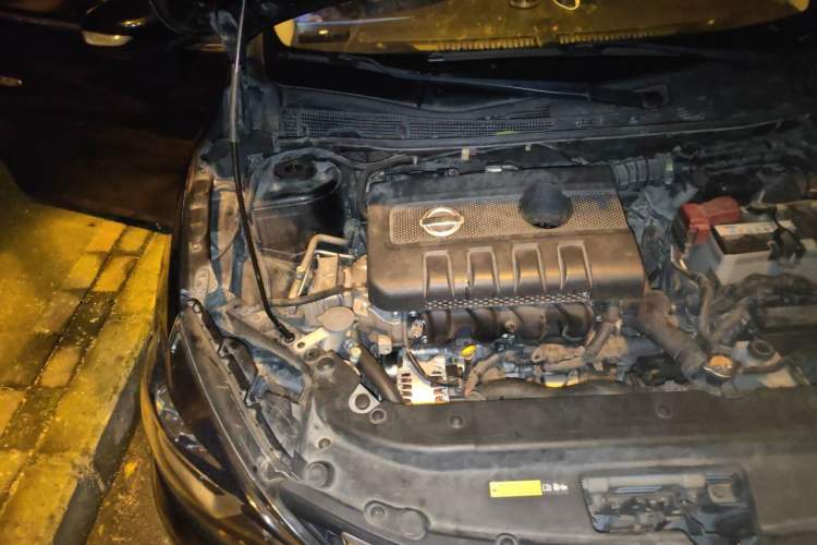 Used Nissan Sylphy 2016 1.6 XL Manual Luxury Edition Engine Bay Right