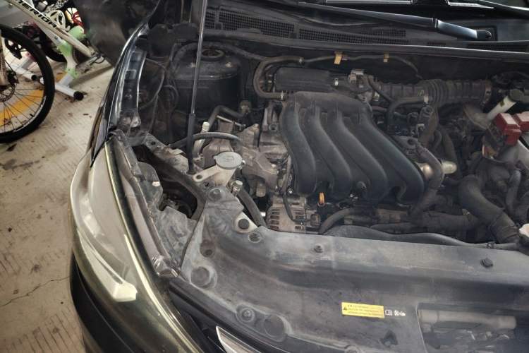 Used Nissan Sylphy 2016 1.6 XL CVT Luxury Edition Engine Bay Right
