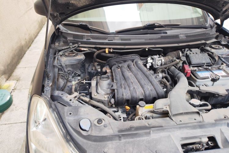 Used Nissan Sylphy 2016 Classic 1.6XE Automatic Leading Edition Engine Bay Right