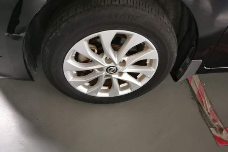 Used Nissan Sylphy 2016 1.6 XL CVT Luxury Edition Exterior 4