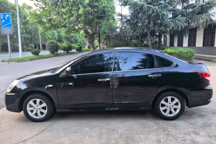 Used Nissan Sylphy 2016 Classic 1.6XE Manual Comfort Edition Exterior 4