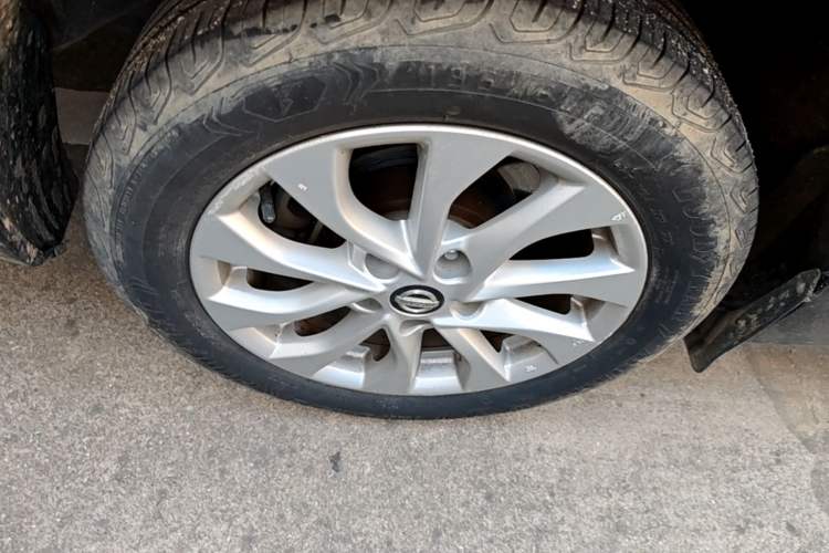 Used Nissan Sylphy 2016 1.6 XL CVT Luxury Edition Exterior 5