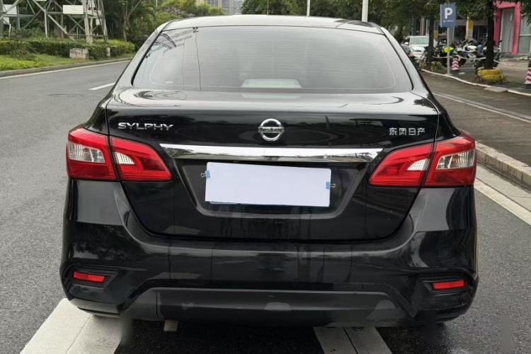 Used Nissan Sylphy 2016 1.6XE CVT Comfort Edition Exterior 9