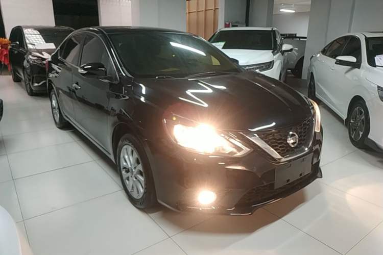 Used Nissan Sylphy 2016 1.6 XL CVT Luxury Edition Front Right 45 Deg