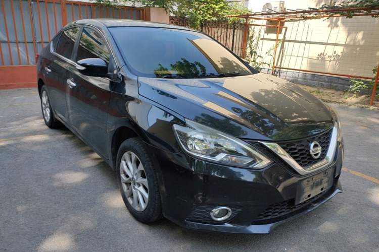 Used Nissan Sylphy 2016 1.6 XL CVT Luxury Edition Front Right 45 Deg