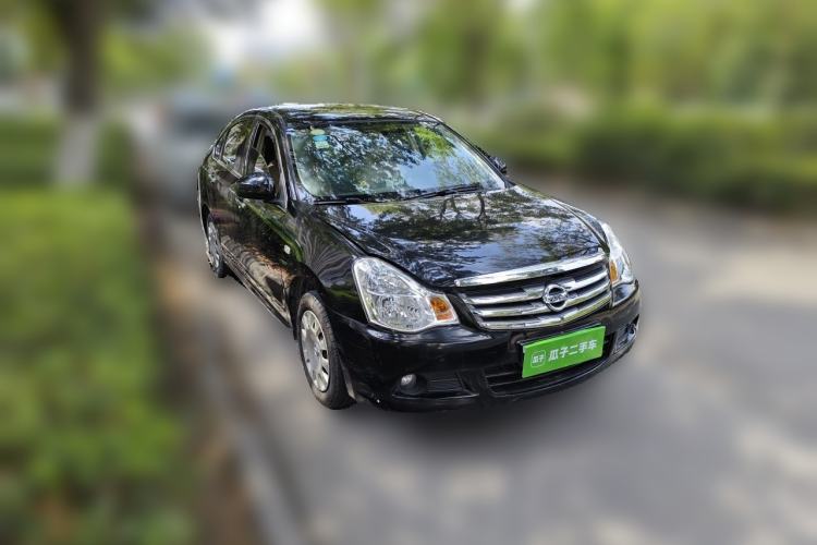 Used Nissan Sylphy 2016 Classic 1.6XE Manual Comfort Edition Front Right 45 Deg